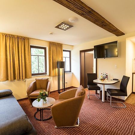 Hotel Goldener Hirsch Suhl Dış mekan fotoğraf