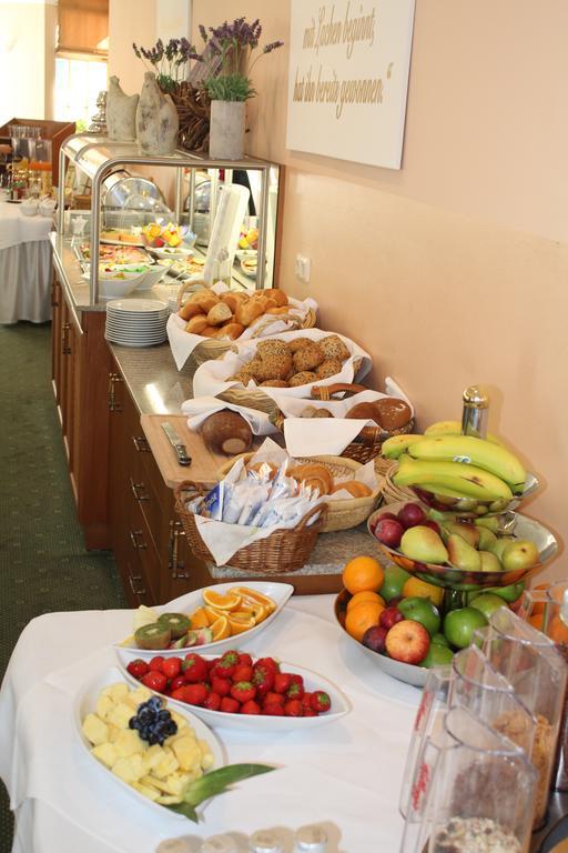 Hotel Goldener Hirsch Suhl Dış mekan fotoğraf