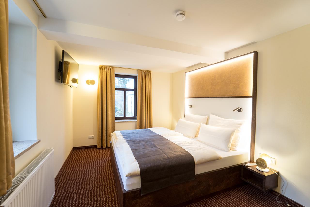 Hotel Goldener Hirsch Suhl Dış mekan fotoğraf
